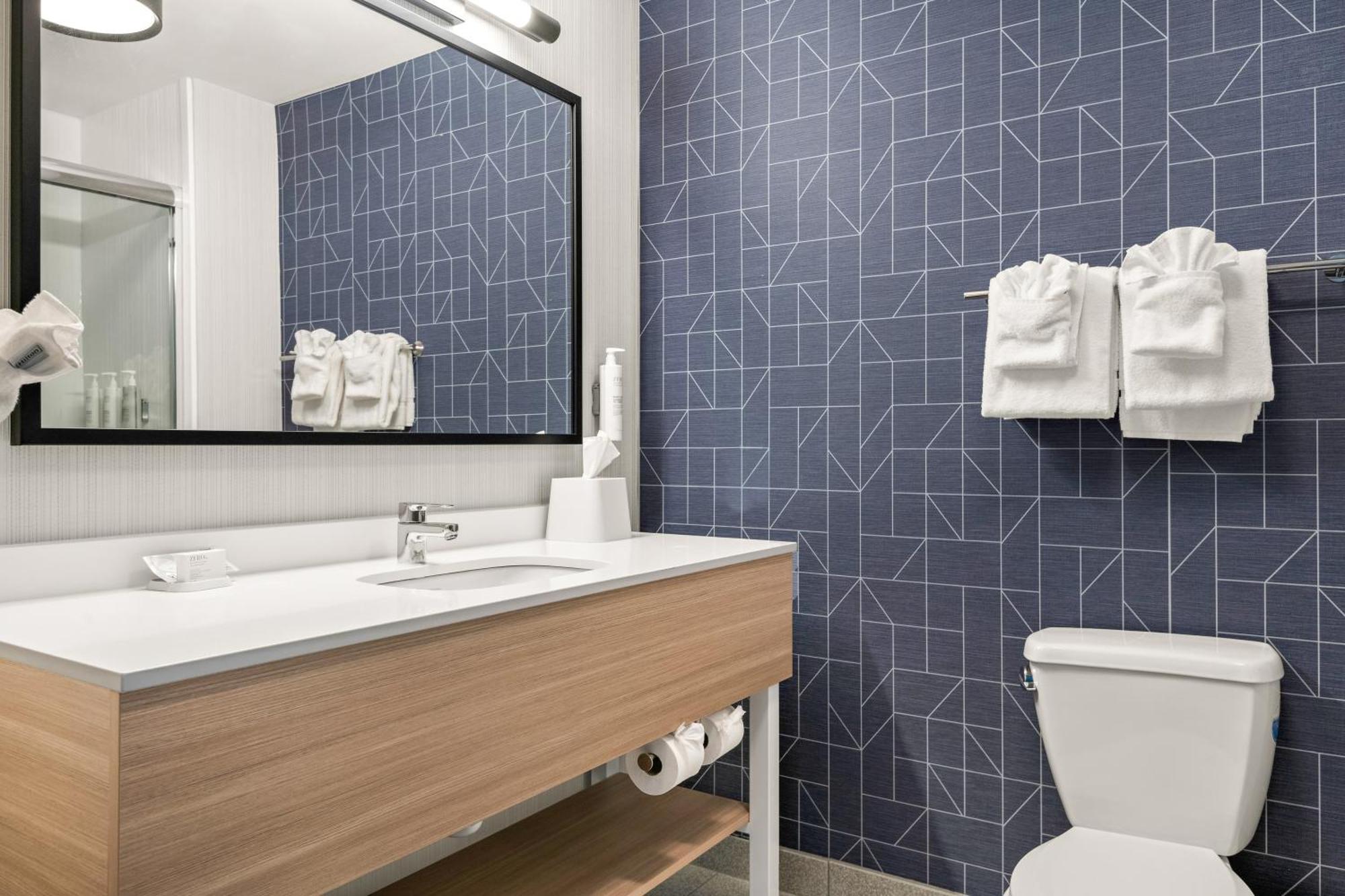 Spark By Hilton Hummelstown Hershey Luaran gambar